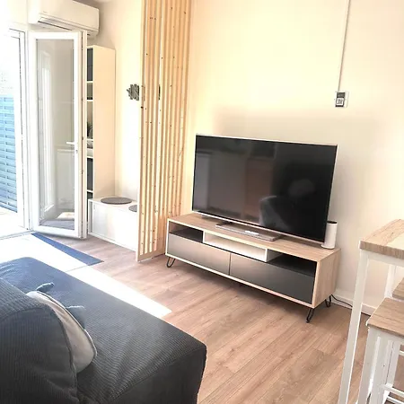 2 Pieces - Cosy - Parking Securise 아파트 *