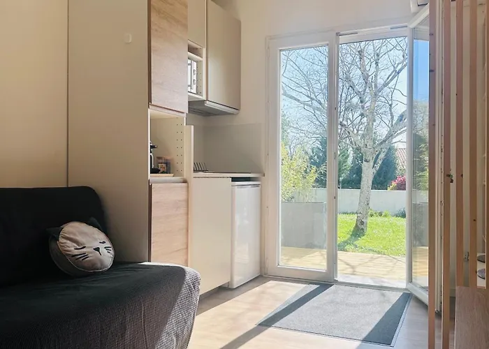 2 Pieces - Cosy - Parking Securise Апартаменты